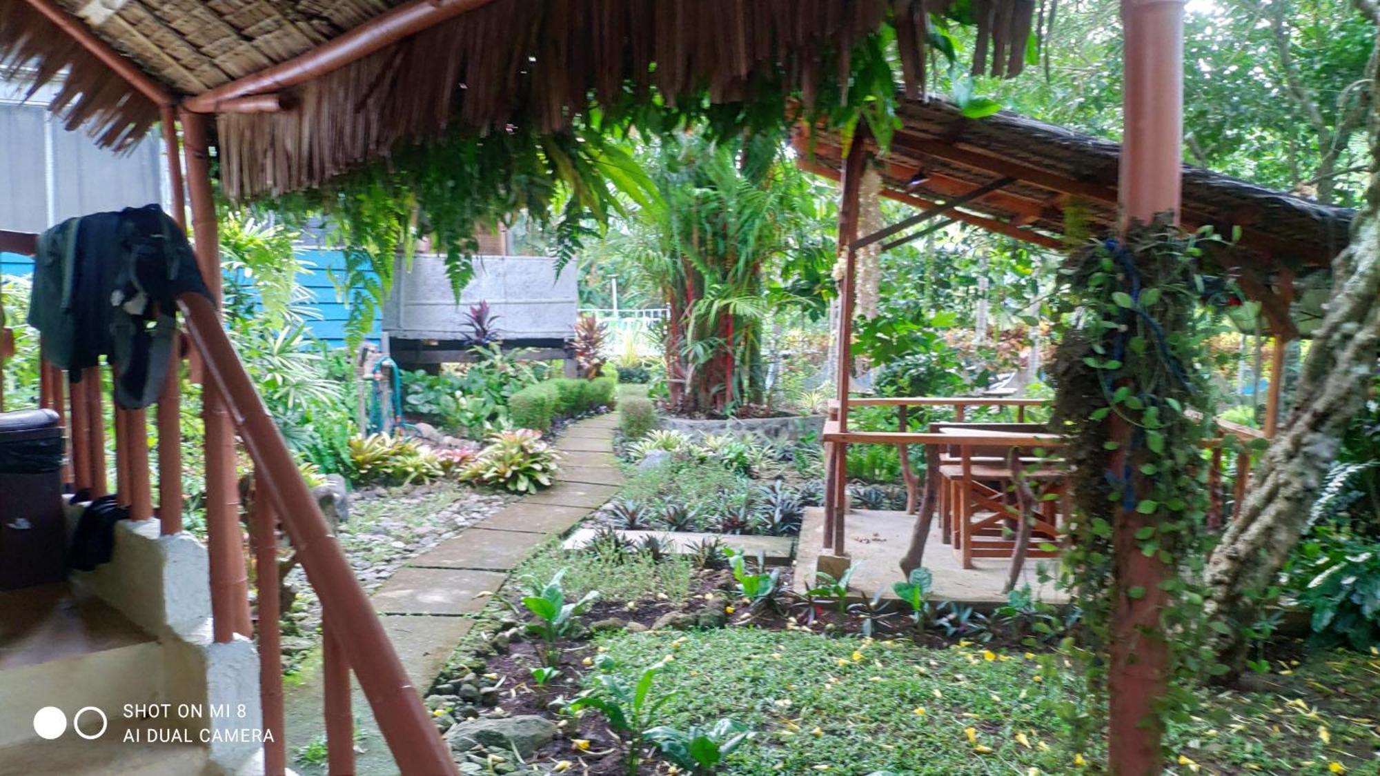 Sun House Rental Mambajao Exterior photo